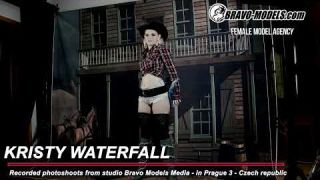 Kristy foto ve studiu - Czech Glamour models - Casting 2022 - 2023